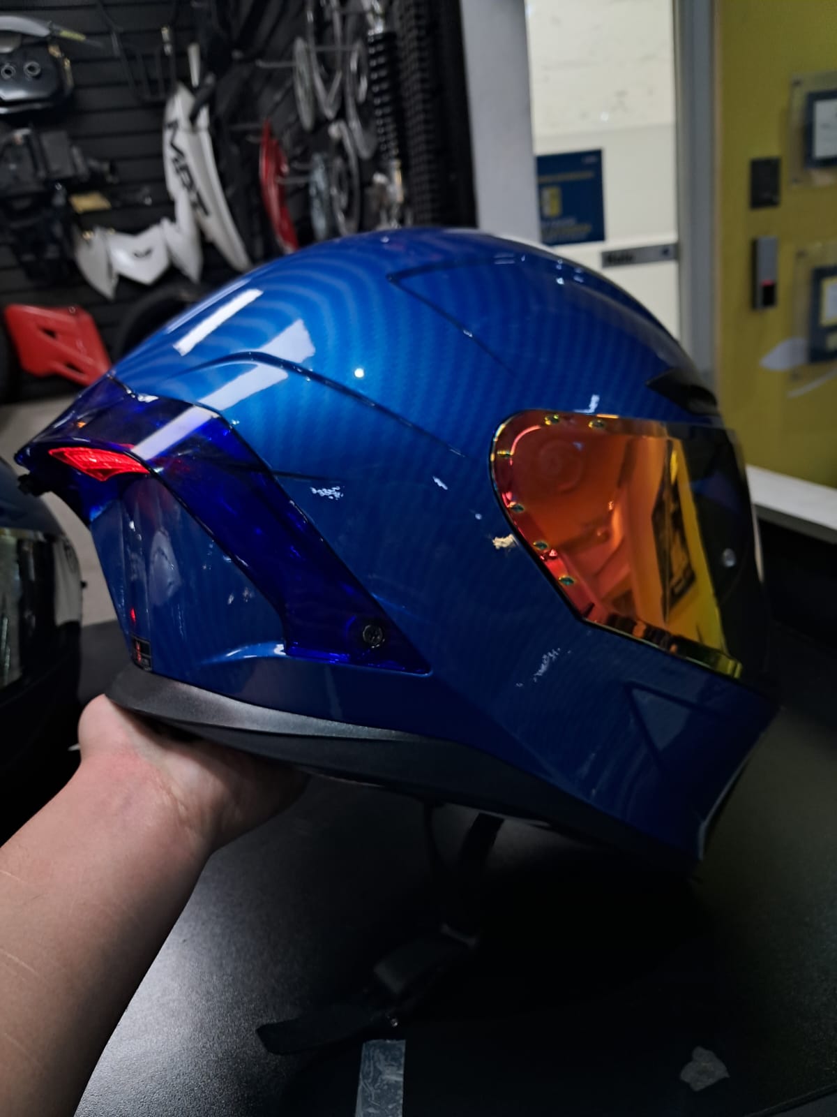 CASCO MASS EDICION AZUL CON LUZ LED