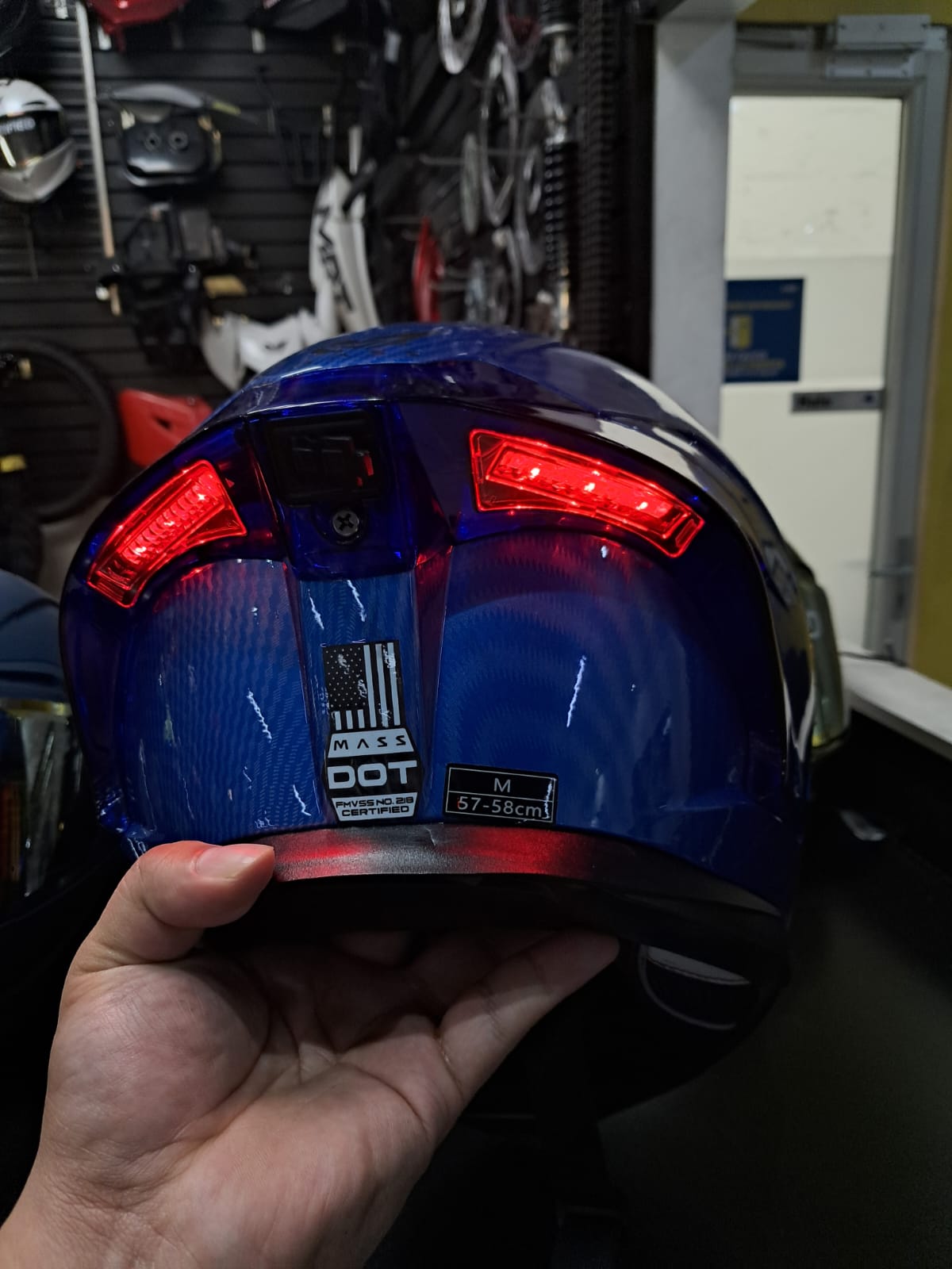 CASCO MASS EDICION AZUL CON LUZ LED